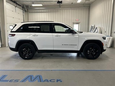 2023 Jeep Grand Cherokee Altitude