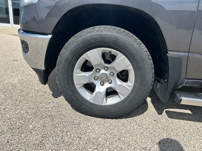2019 RAM 1500 Big Horn/Lone Star Crew Cab 4x4 5'7" Box