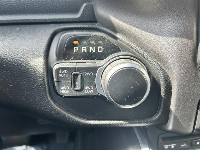 2019 RAM 1500 Big Horn/Lone Star Crew Cab 4x4 5'7" Box