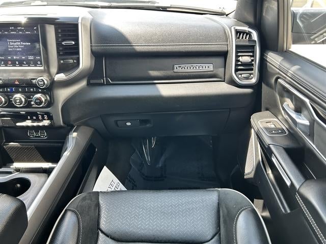 2021 RAM 1500 Laramie Crew Cab 4x4 5'7" Box