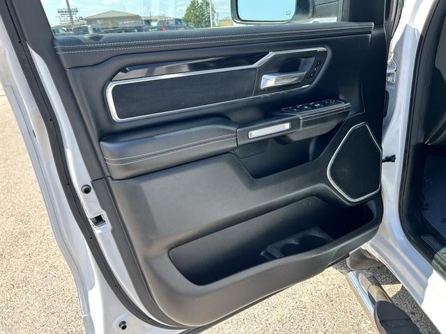 2021 RAM 1500 Laramie Crew Cab 4x4 5'7" Box
