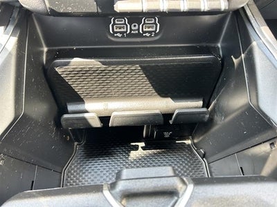 2021 RAM 1500 Laramie Crew Cab 4x4 5'7" Box