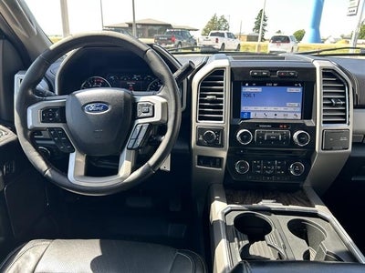 2017 Ford Super Duty F-350 SRW Platinum