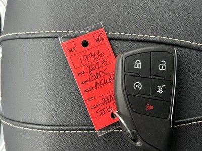 2025 GMC Acadia Elevation