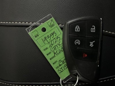 2025 GMC Acadia Elevation