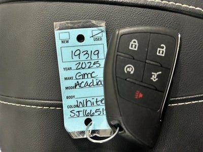 2025 GMC Acadia Elevation