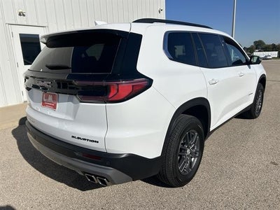 2025 GMC Acadia Elevation