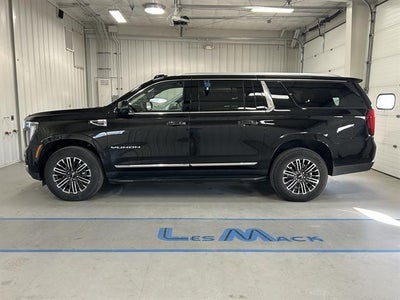 2025 GMC Yukon XL Elevation