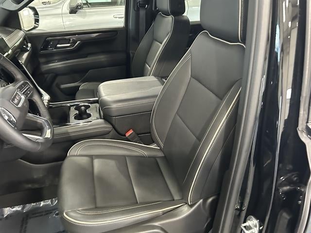 2025 GMC Yukon XL Elevation