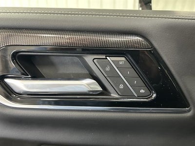 2025 GMC Yukon XL Elevation