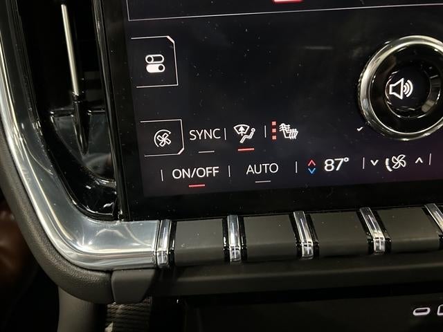 2025 GMC Yukon XL Elevation