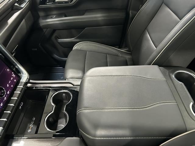 2025 GMC Yukon XL Elevation