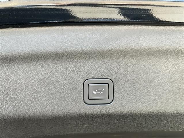 2025 GMC Yukon XL Elevation