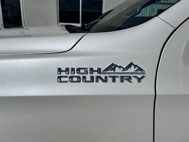 2024 Chevrolet Suburban High Country