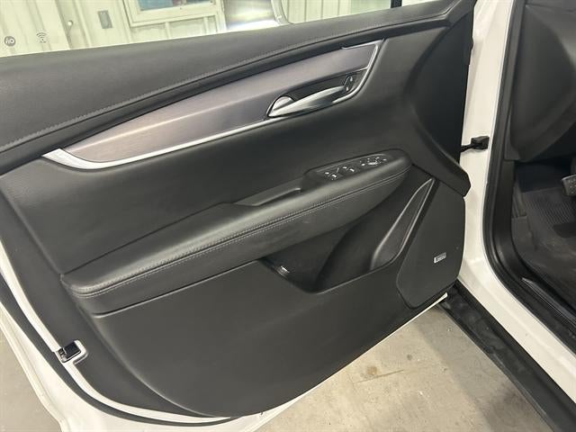 2020 Cadillac XT5 Luxury