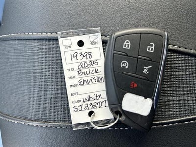 2025 Buick Enclave Preferred