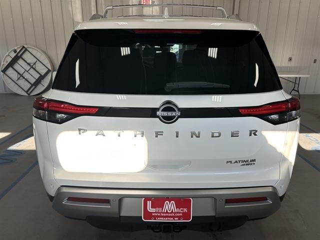 2024 Nissan Pathfinder Platinum